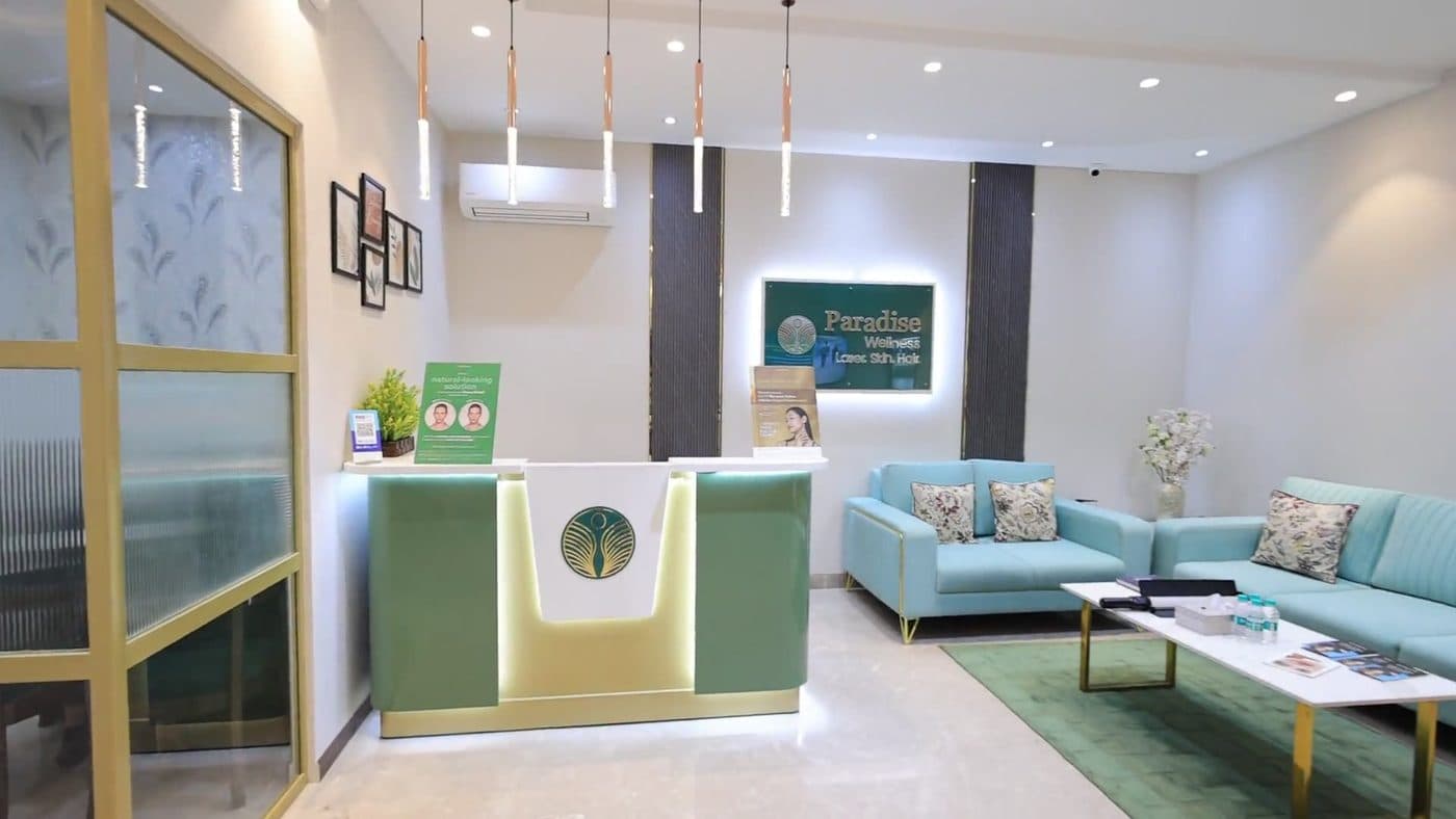Reception at a Paradise Wellness clinic