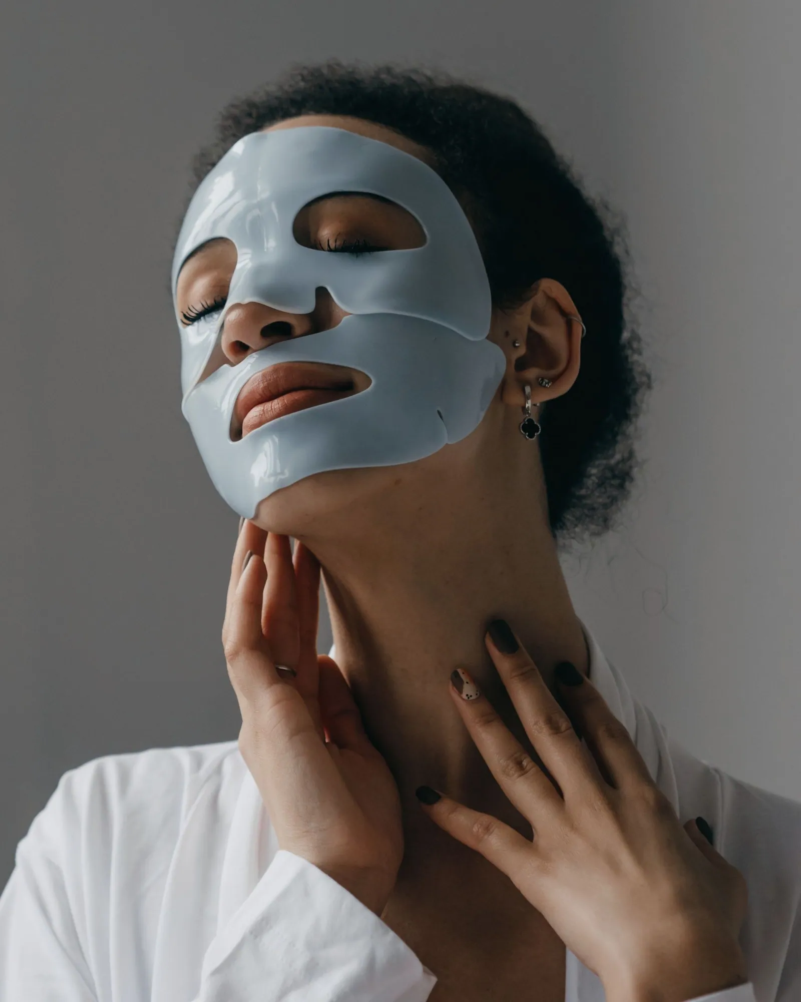 Cryo Facial vs HydraFacial Which Skin Treatment Is Right for You