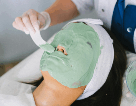Skin Clinic vs Salon – Which Is Better